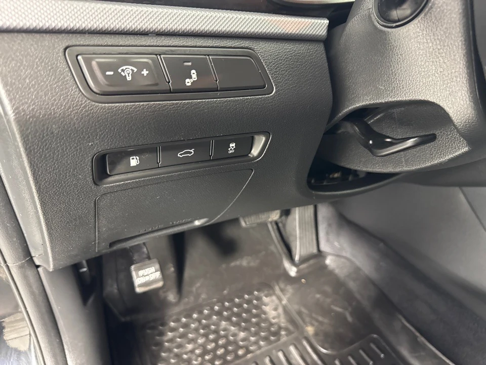 2018 Hyundai Sonata - Image 16 of 21