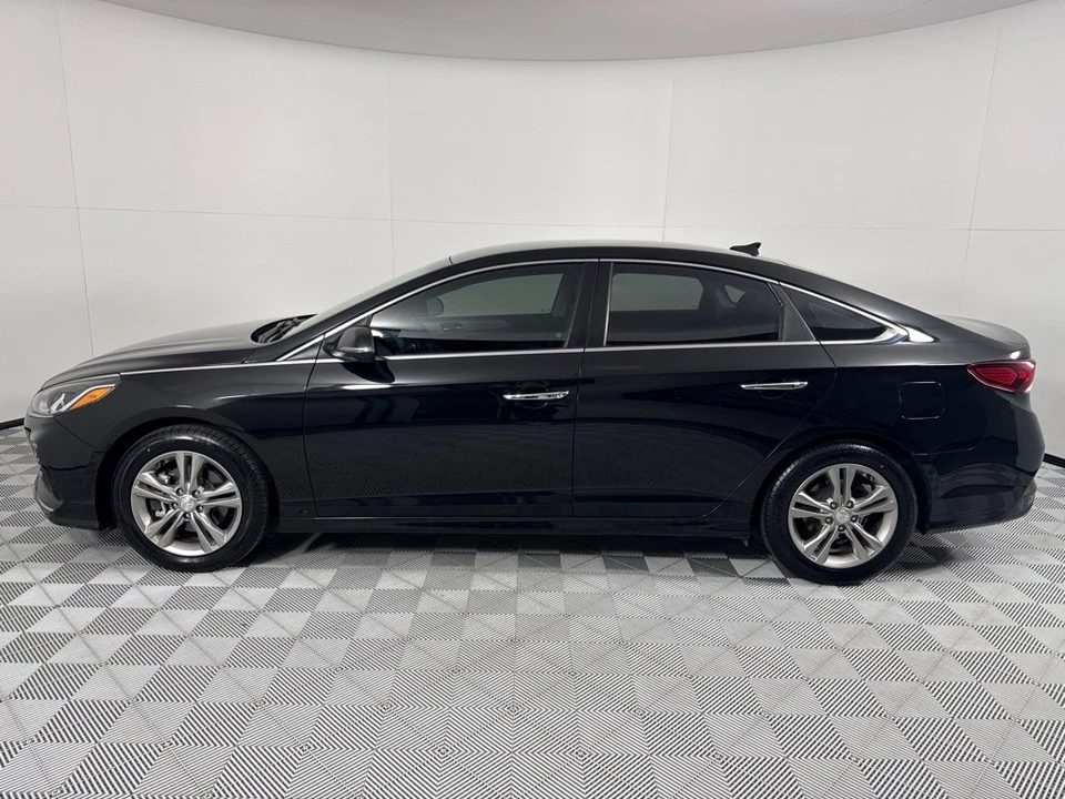 2018 Hyundai Sonata - Image 9 of 21