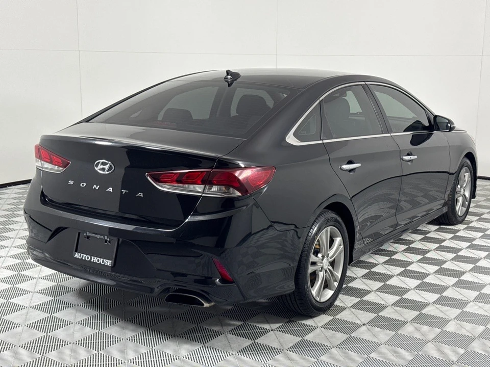2018 Hyundai Sonata - Image 5 of 21