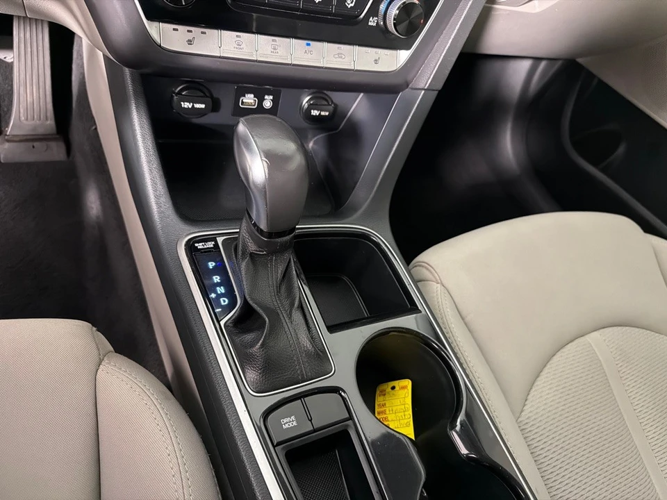 2018 Hyundai Sonata - Image 17 of 21