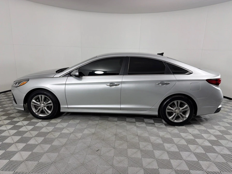 2018 Hyundai Sonata - Image 7 of 21