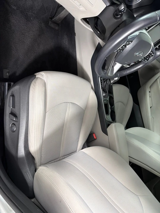 2018 Hyundai Sonata - Image 11 of 21