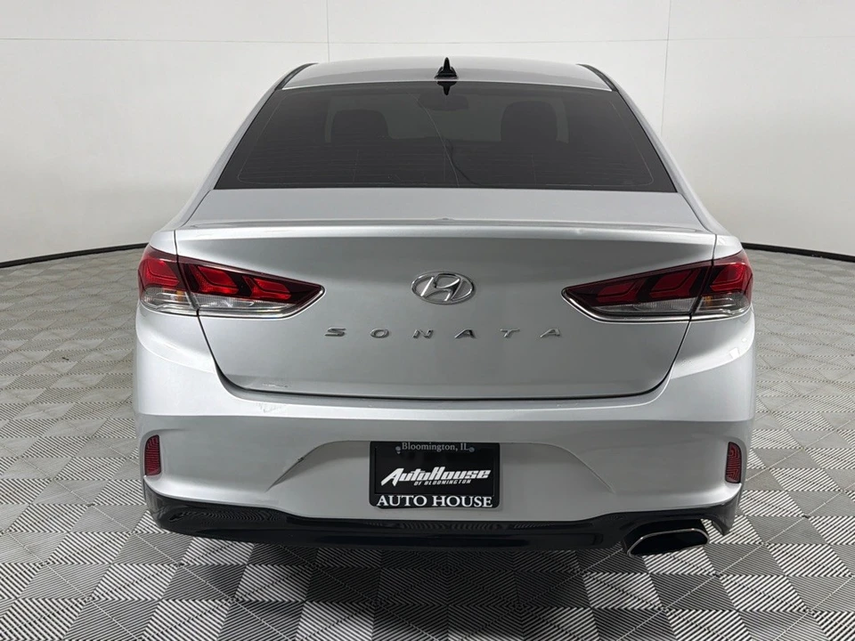 2018 Hyundai Sonata - Image 6 of 21