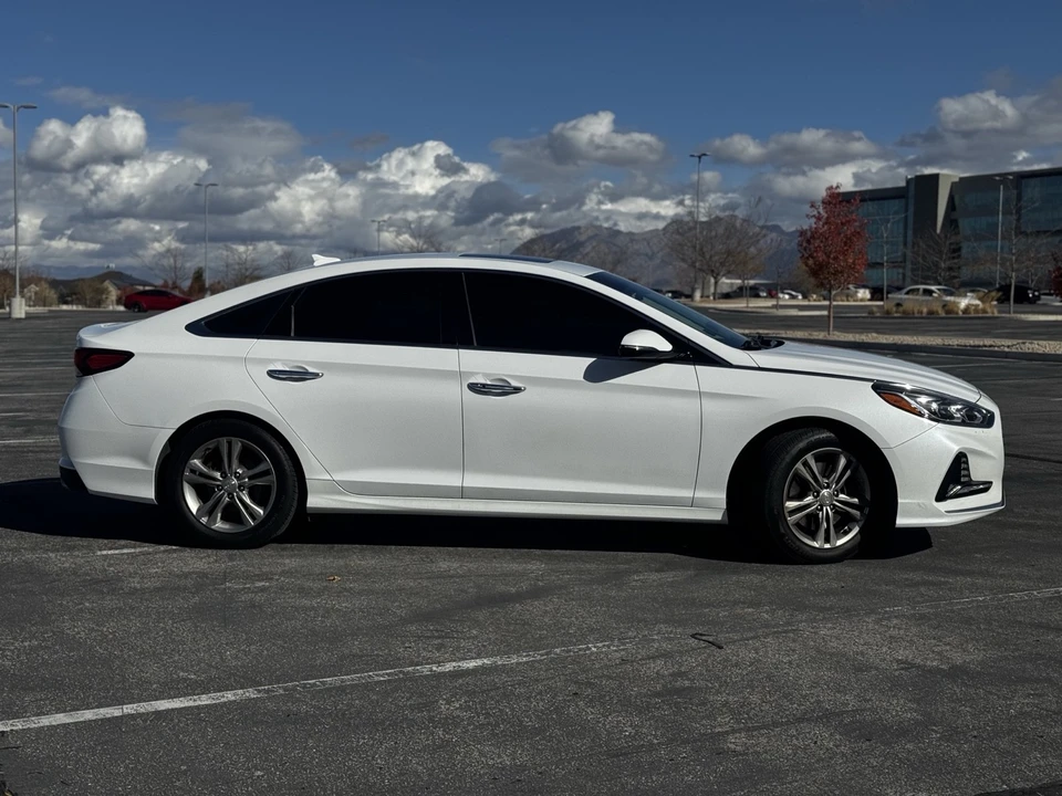 2018 Hyundai Sonata - Image 2 of 20