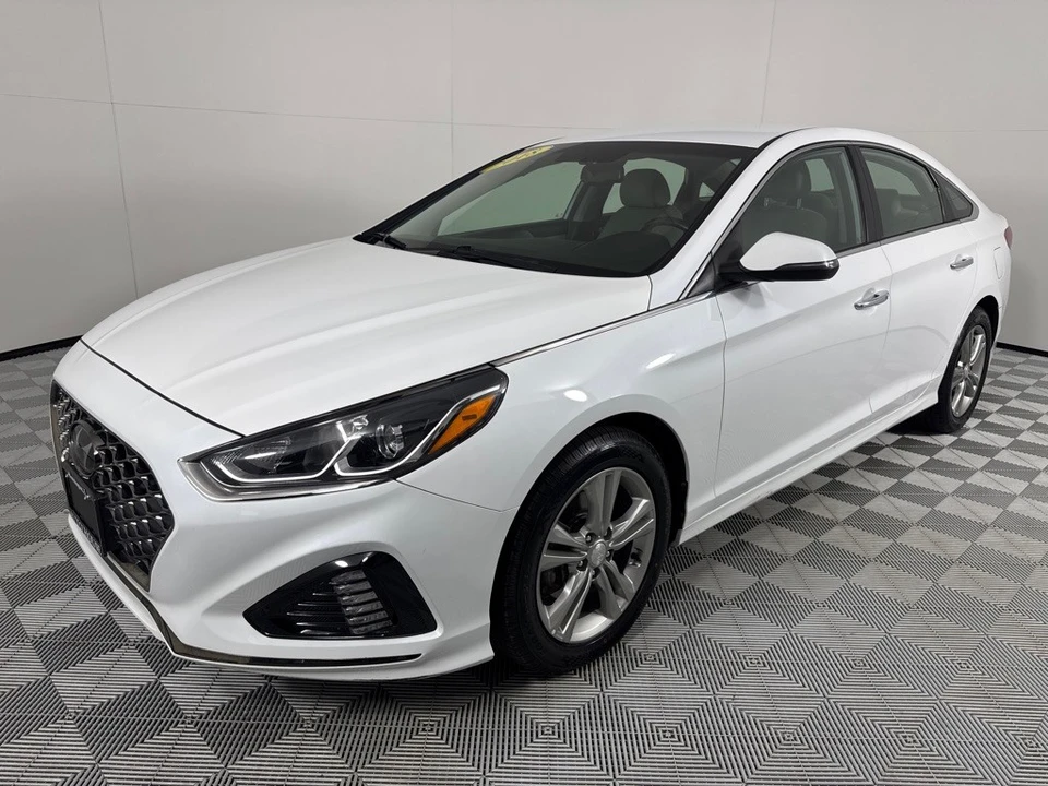 2018 Hyundai Sonata - Image 7 of 12