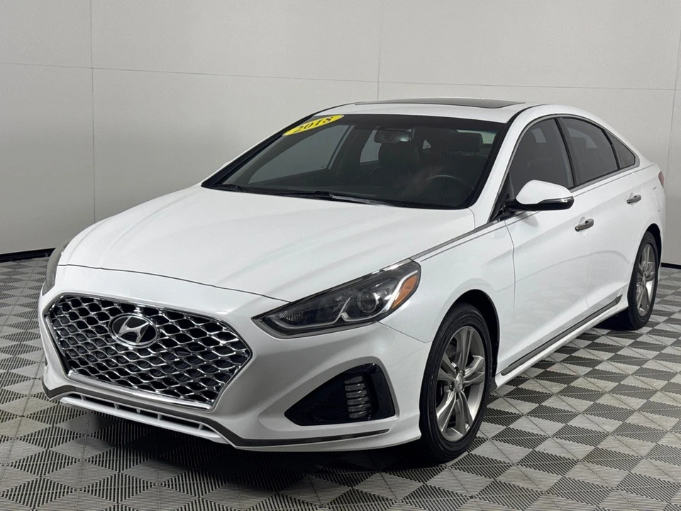 2018 Hyundai Sonata - Image 10 of 12