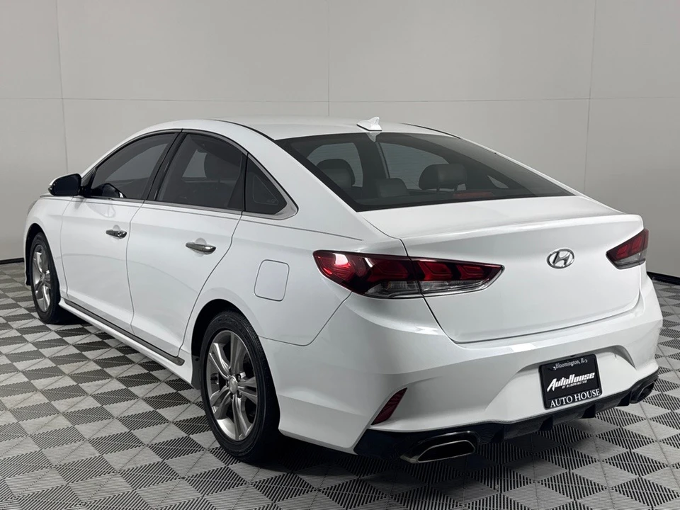 2018 Hyundai Sonata - Image 7 of 12