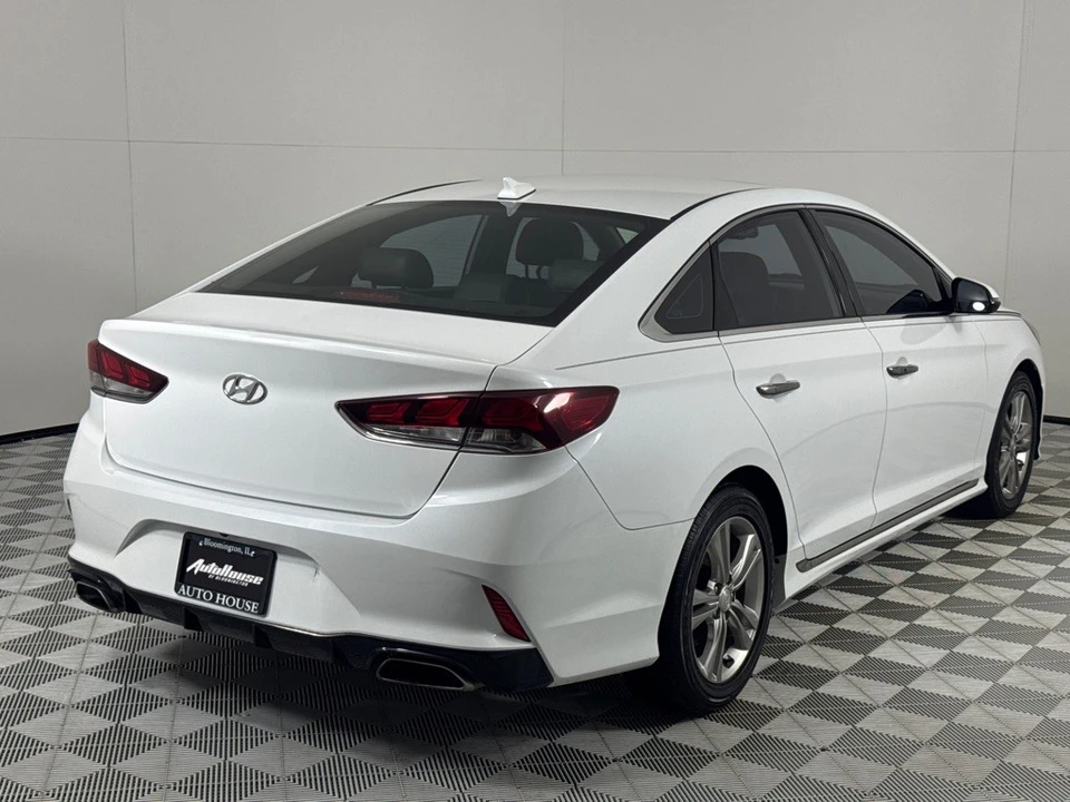 2018 Hyundai Sonata - Image 5 of 12