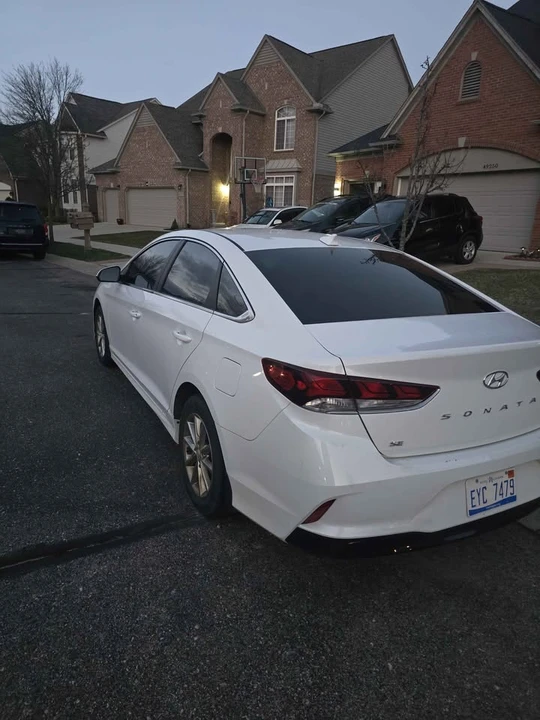 2018 Hyundai Sonata - Image 5 of 15
