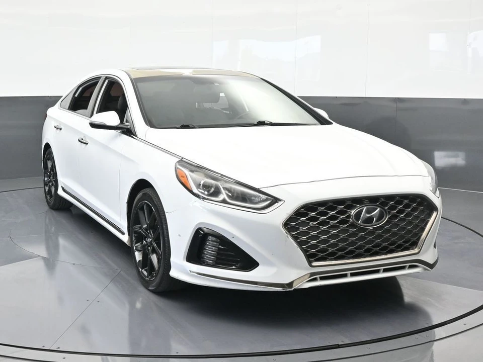 2018 Hyundai Sonata - Image 9 of 12