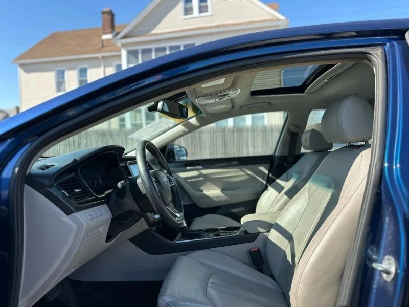 2018 Hyundai Sonata - Image 10 of 12