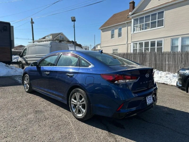 2018 Hyundai Sonata - Image 5 of 12