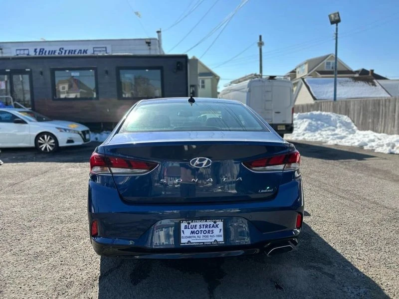 2018 Hyundai Sonata - Image 6 of 12