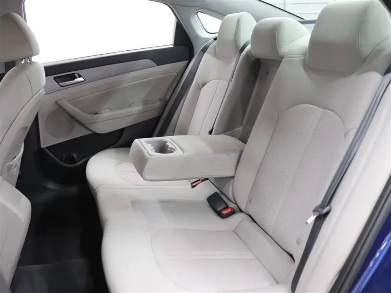 2018 Hyundai Sonata - Image 10 of 12