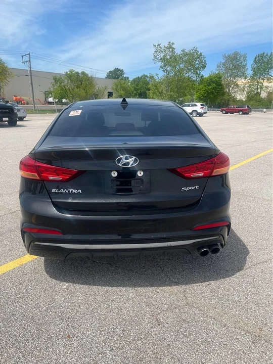 2018 Hyundai Sonata - Image 4 of 10