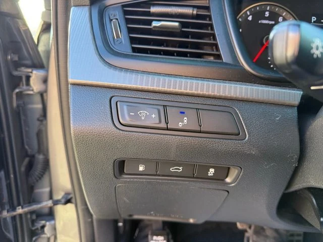 2018 Hyundai Sonata - Image 19 of 21