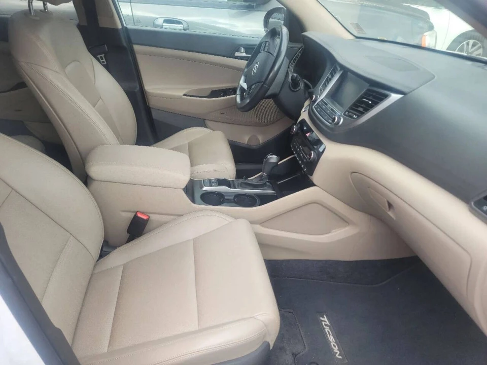 2018 Hyundai Tucson - Image 9 of 17