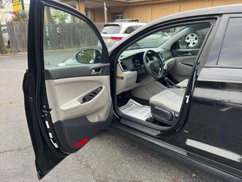 2018 Hyundai Tucson - Image 12 of 12