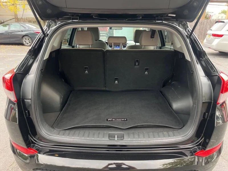 2018 Hyundai Tucson - Image 10 of 12