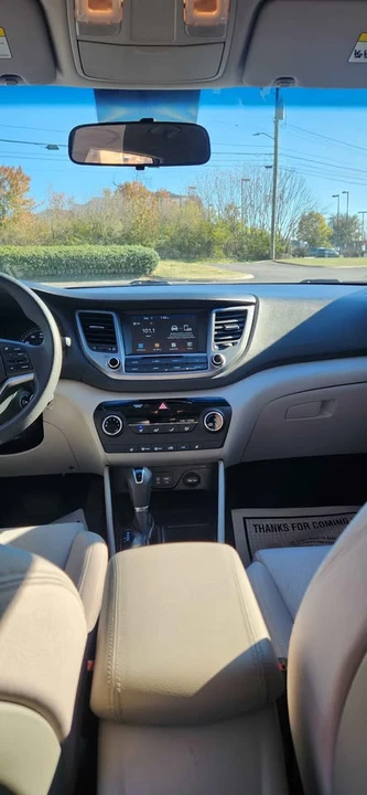 2018 Hyundai Tucson - Image 8 of 13