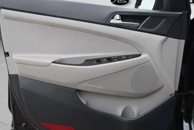 2018 Hyundai Tucson - Image 14 of 21
