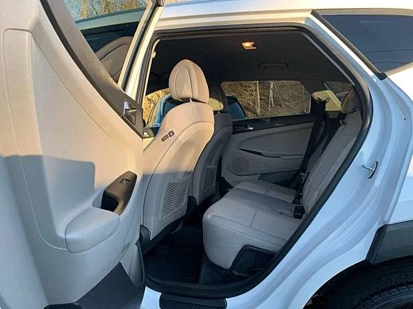 2018 Hyundai Tucson - Image 11 of 16