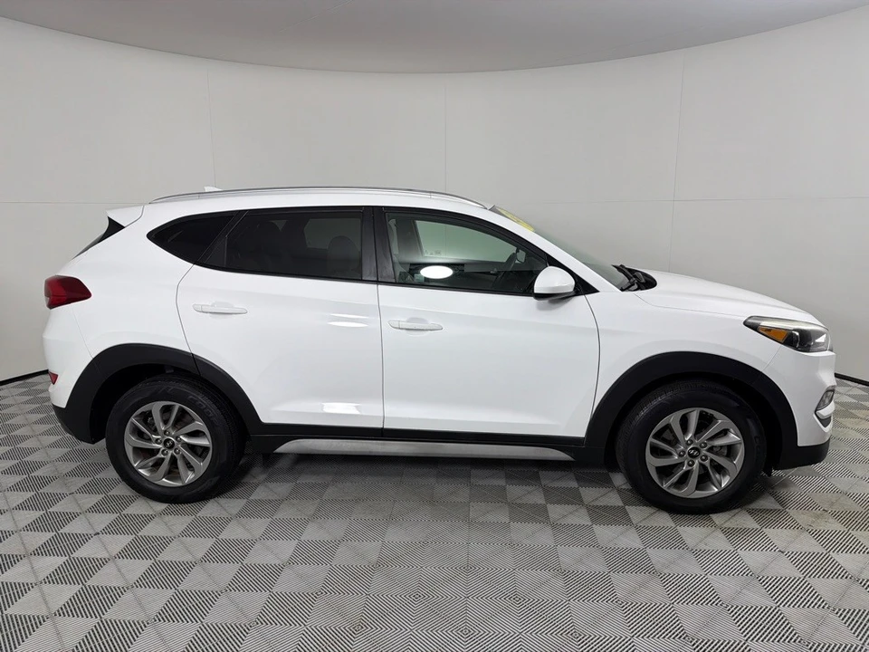 2018 Hyundai Tucson - Image 4 of 12