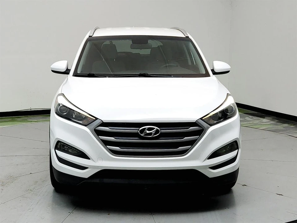 2018 Hyundai Tucson - Image 2 of 21
