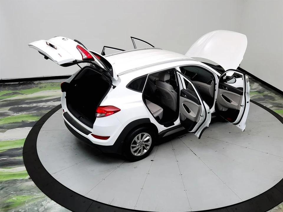 2018 Hyundai Tucson - Image 19 of 21