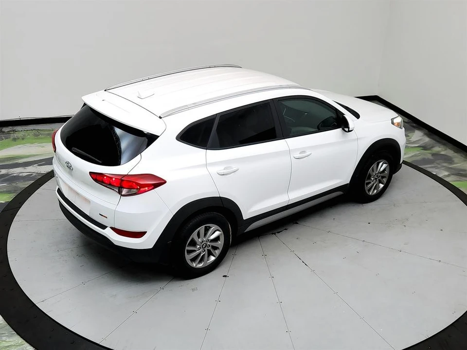 2018 Hyundai Tucson - Image 15 of 21