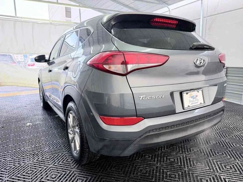 2018 Hyundai Tucson - Image 5 of 12