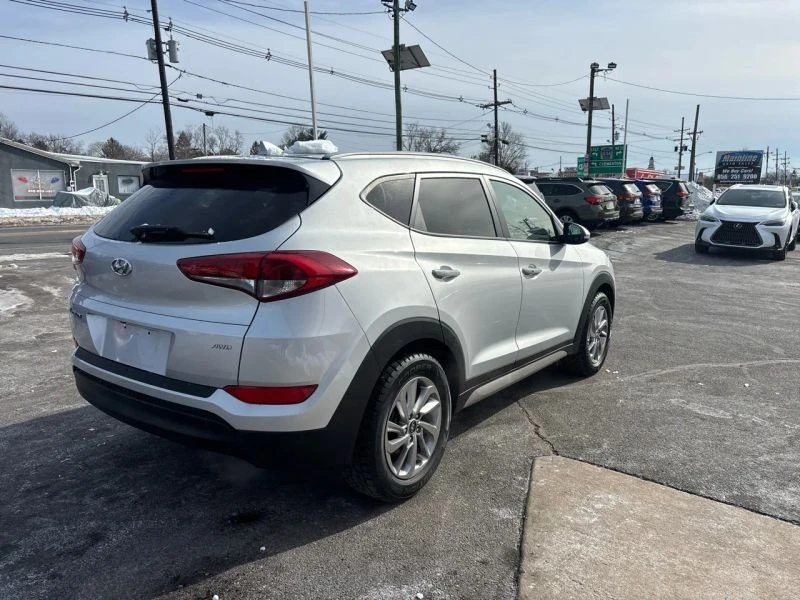 2018 Hyundai Tucson - Image 8 of 12