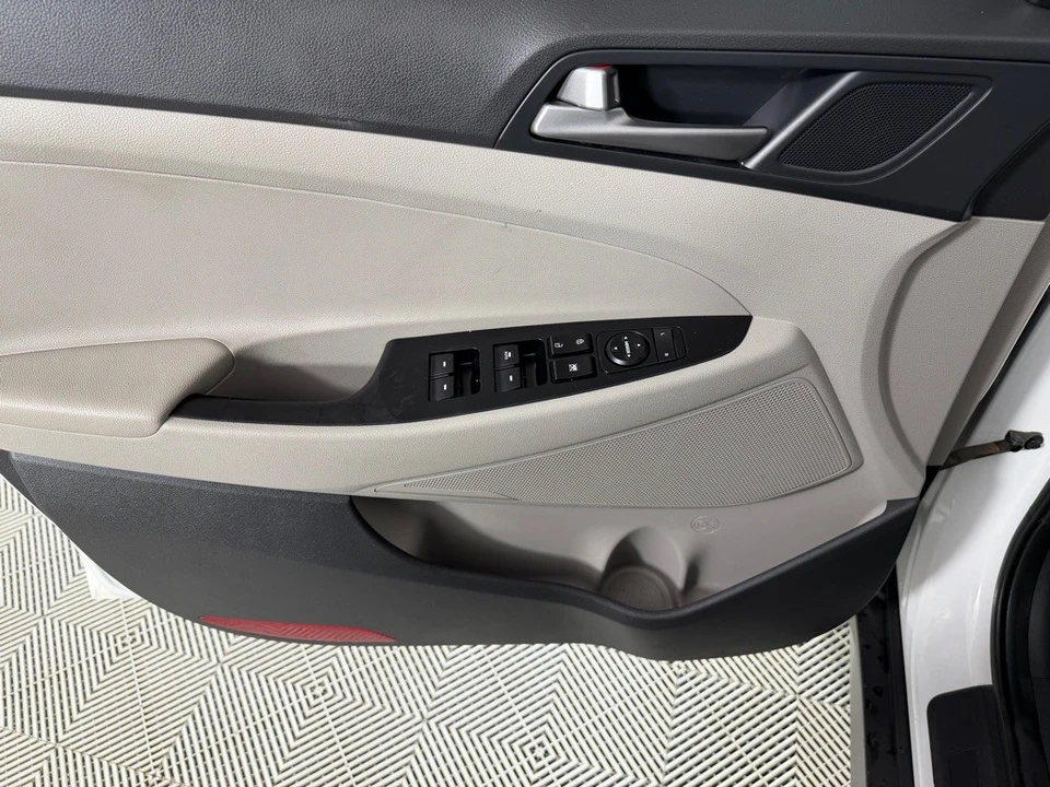 2018 Hyundai Tucson - Image 11 of 21