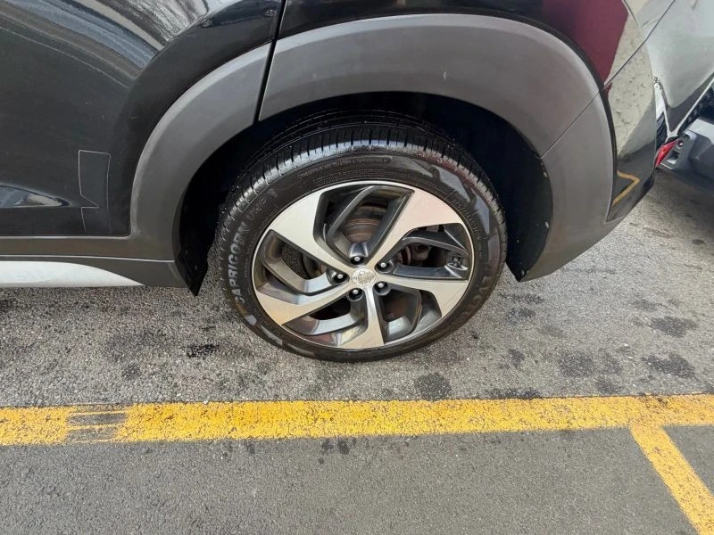 2018 Hyundai Tucson - Image 9 of 12