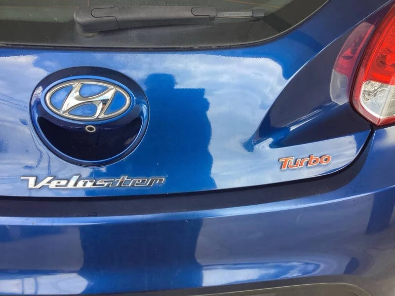 2018 Hyundai Veloster - Image 13 of 16