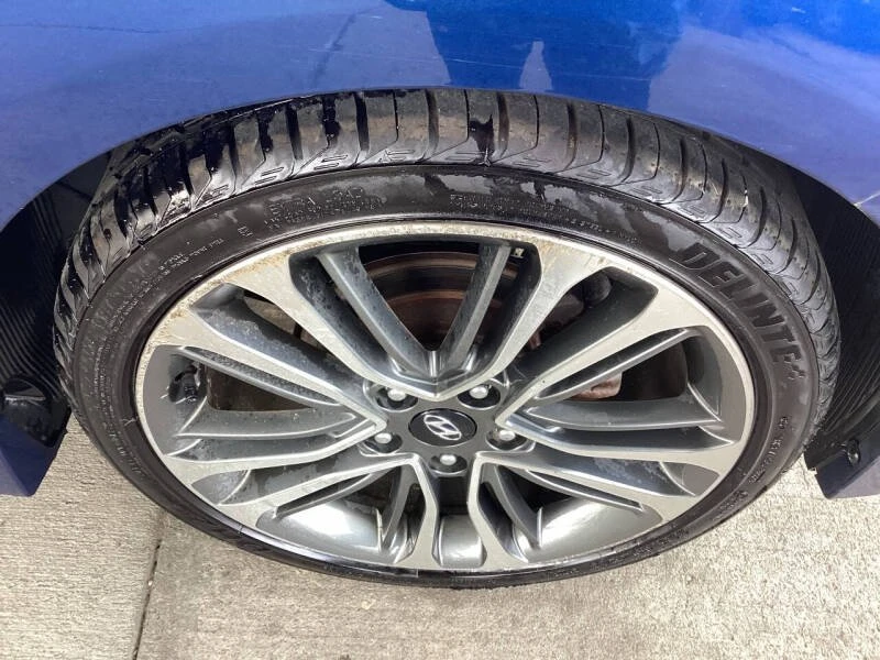 2018 Hyundai Veloster - Image 14 of 16
