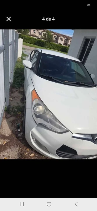 2018 Hyundai Veloster - Image 3 of 4