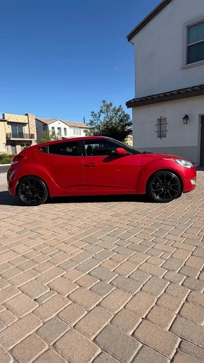 2018 Hyundai Veloster - Image 7 of 14