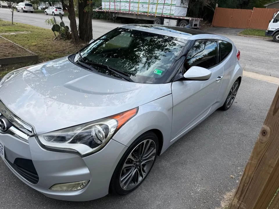 2018 Hyundai Veloster - Image 3 of 4