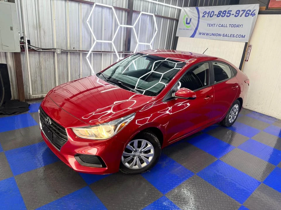 2018 Hyundai Accent - Image 2 of 8