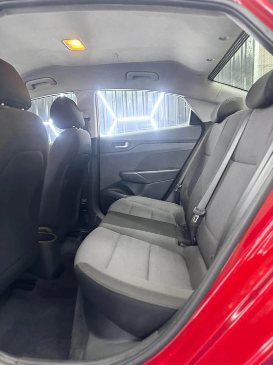 2018 Hyundai Accent - Image 7 of 8