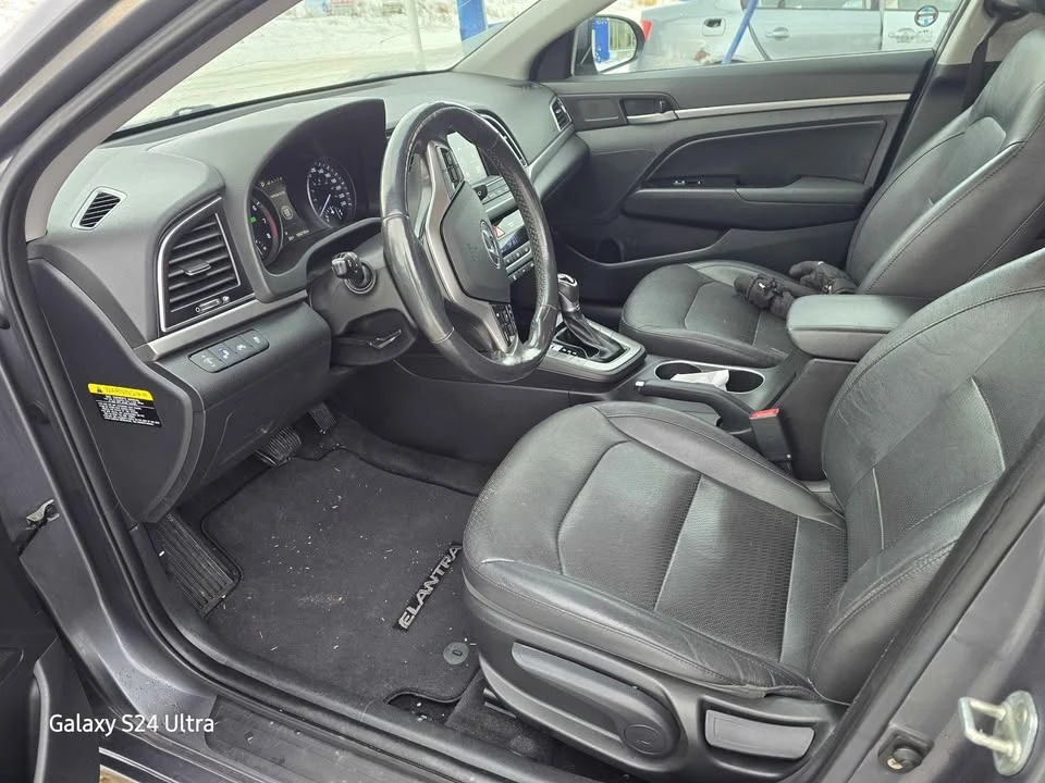 2018 Hyundai Elantra - Image 3 of 8