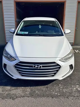 2018 Hyundai Elantra SE Sedan
