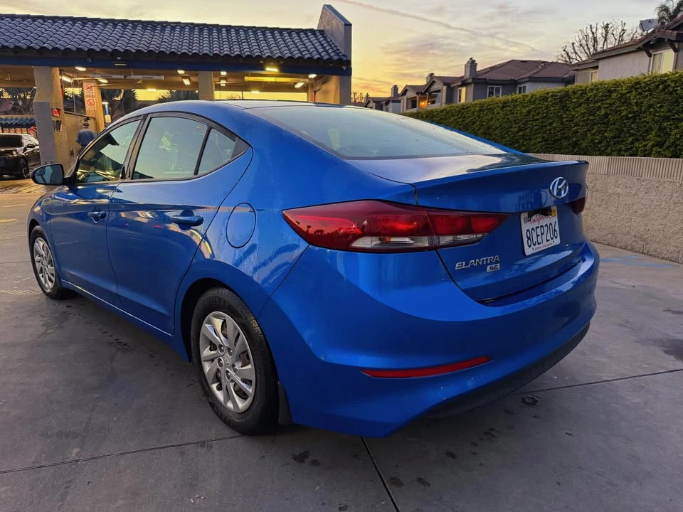 2018 Hyundai Elantra - Image 4 of 7
