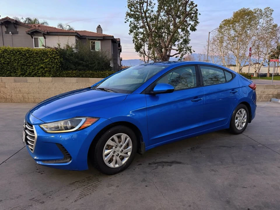 2018 Hyundai Elantra - Image 3 of 7