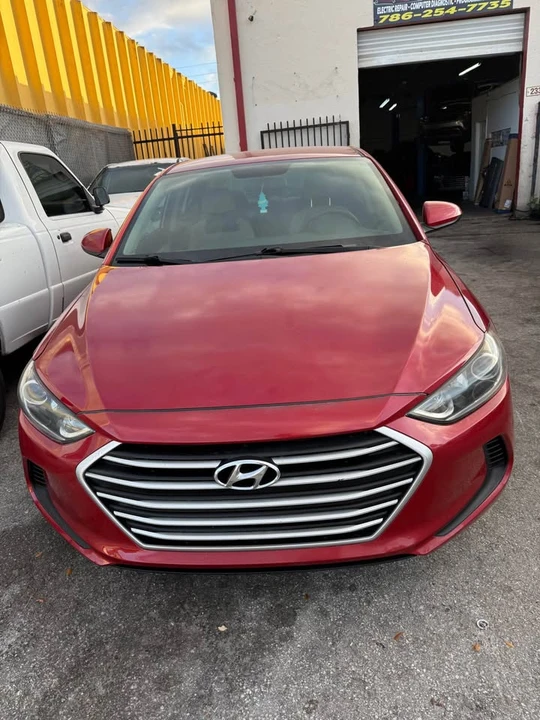 2018 Hyundai Elantra - Image 3 of 3