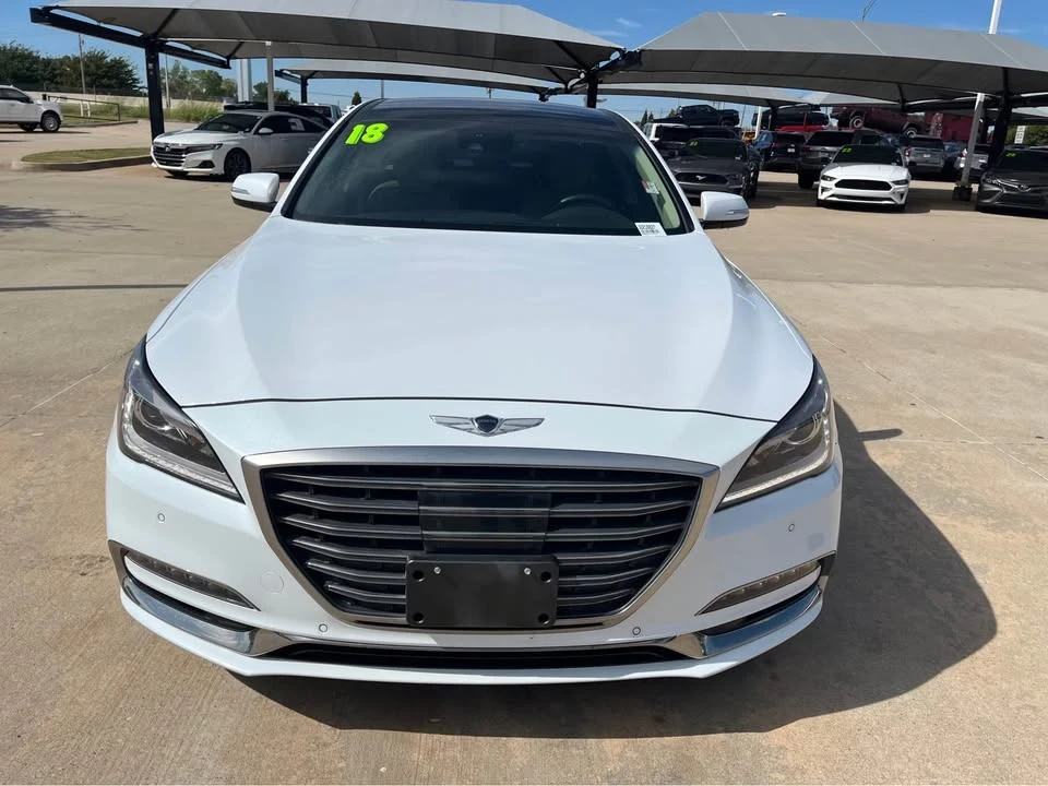 2018 Hyundai Genesis - Image 2 of 10