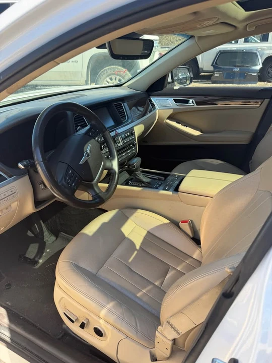 2018 Hyundai Genesis - Image 10 of 18
