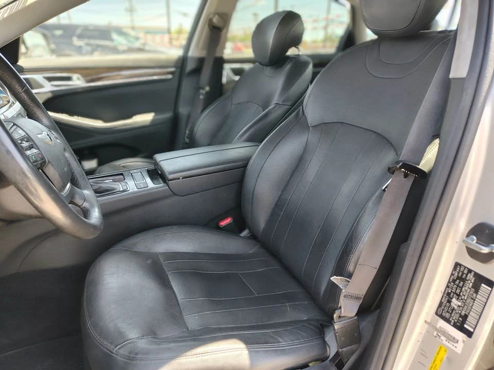 2018 Hyundai Genesis - Image 7 of 8