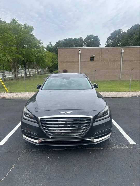 2018 Hyundai Genesis - Image 2 of 17